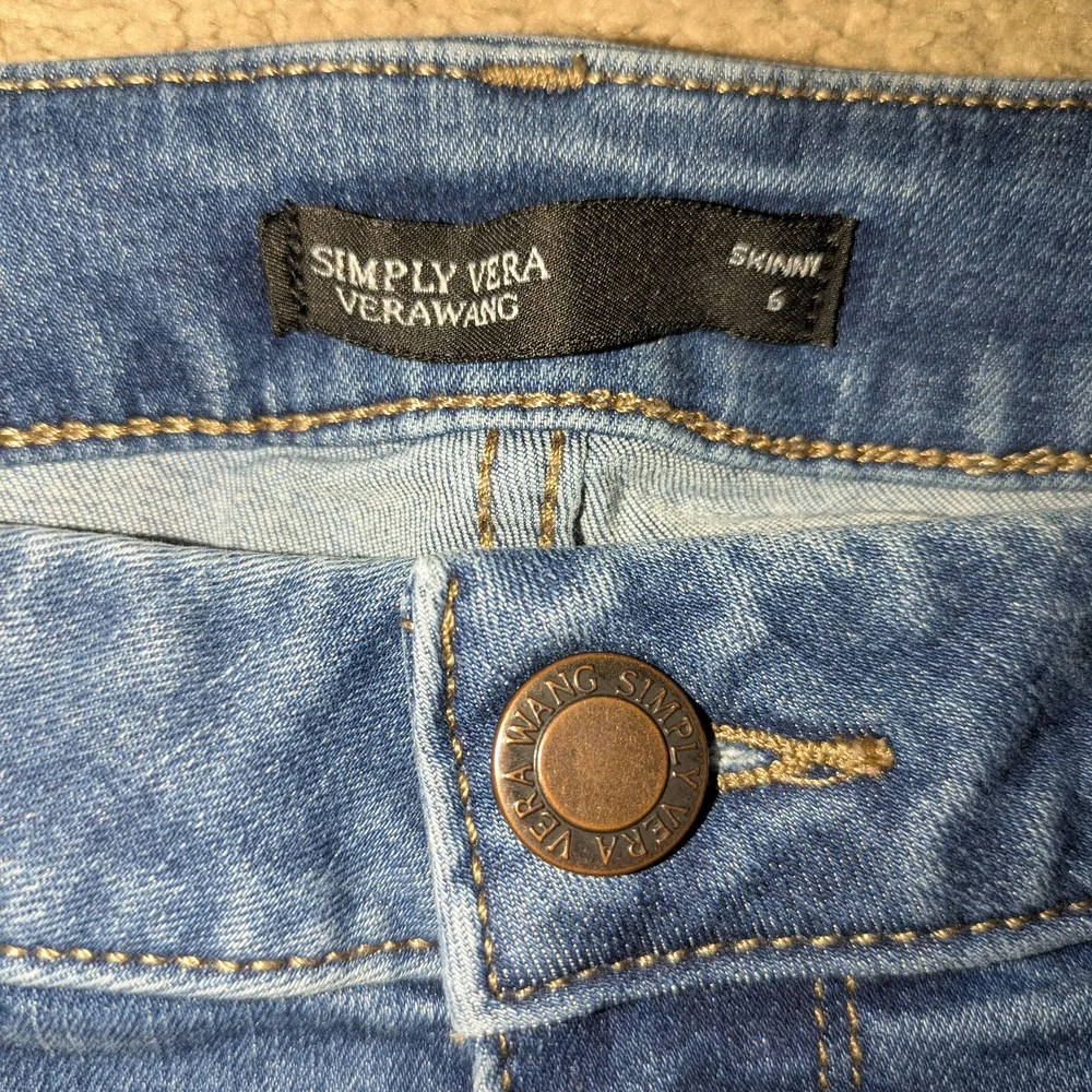 Simply Vera Vera Wang Women's Blue Skinny Jeans - Picture 2 of 4